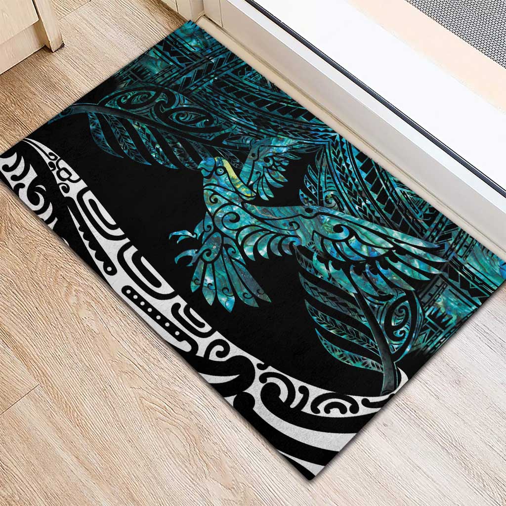 New Zealand Sulphur-crested Cockatoo Rubber Doormat Aotearoa Maori Mix Paua Shell