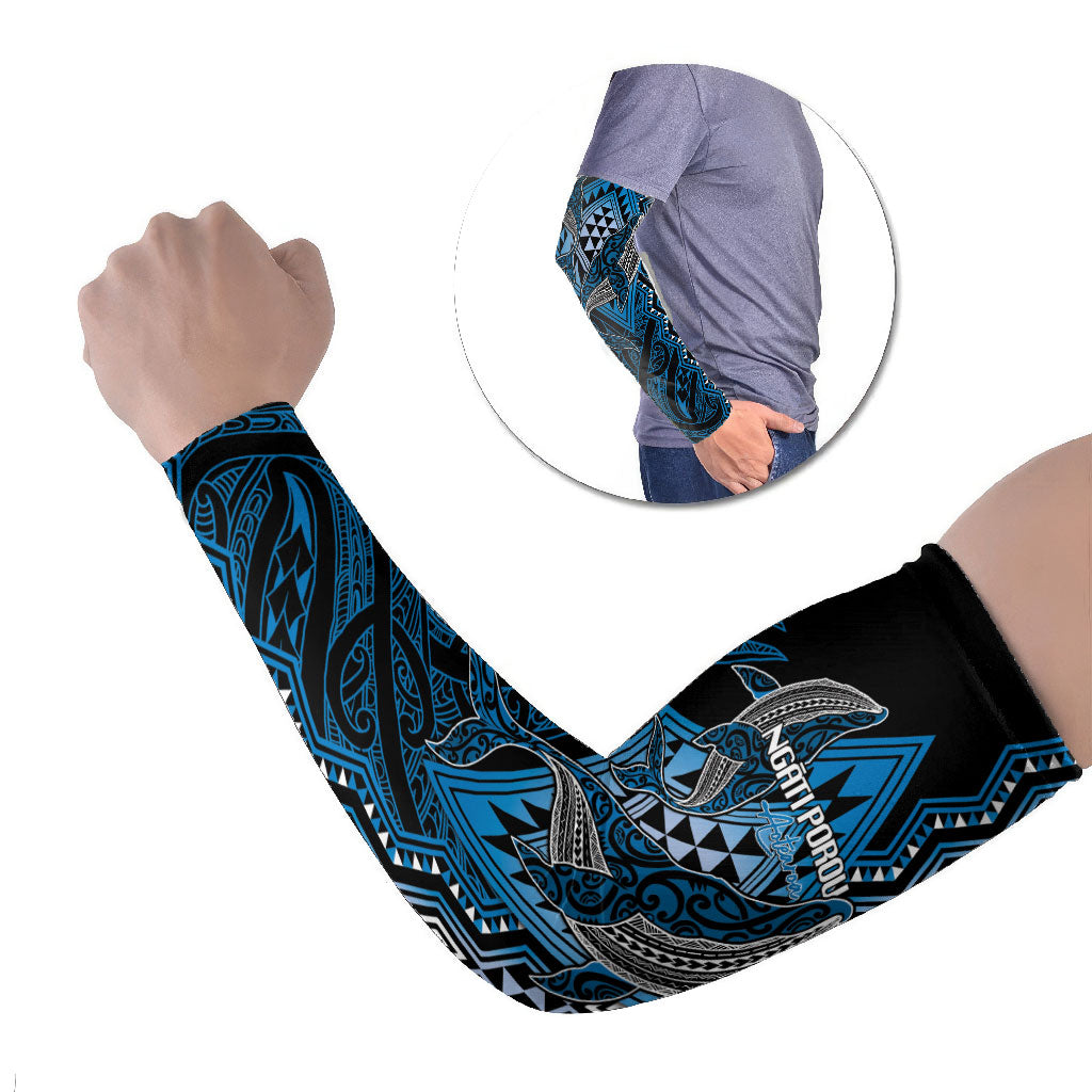 Aotearoa Iwi Ngati Porou Personalised Arm Sleeves NZ Maori Humpback Whale Taniko Motifs LT14 Set of 2 Blue - Polynesian Pride