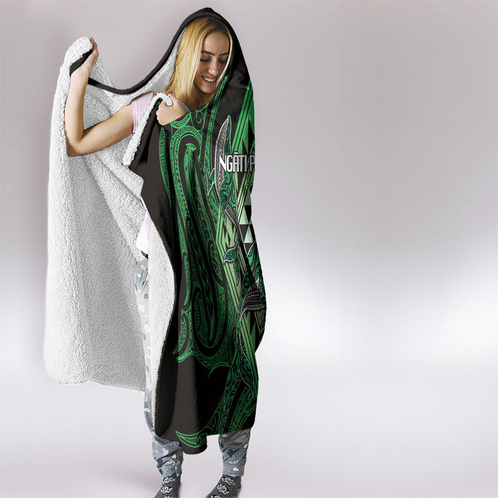 Aotearoa Iwi Ngati Pikiao Hooded Blanket NZ Maori Humpback Whale Taniko Motifs