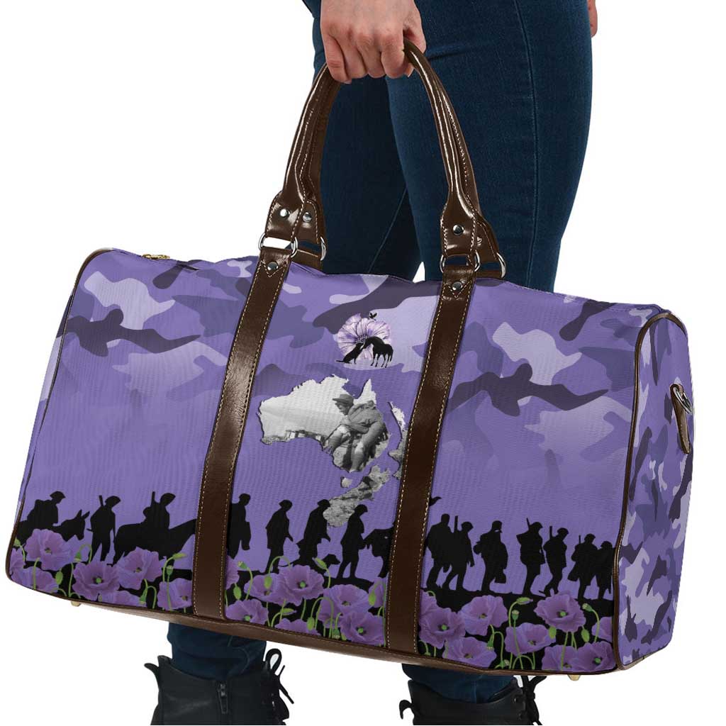 ANZAC Day Travel Bag Lest We Forget the Animals Too