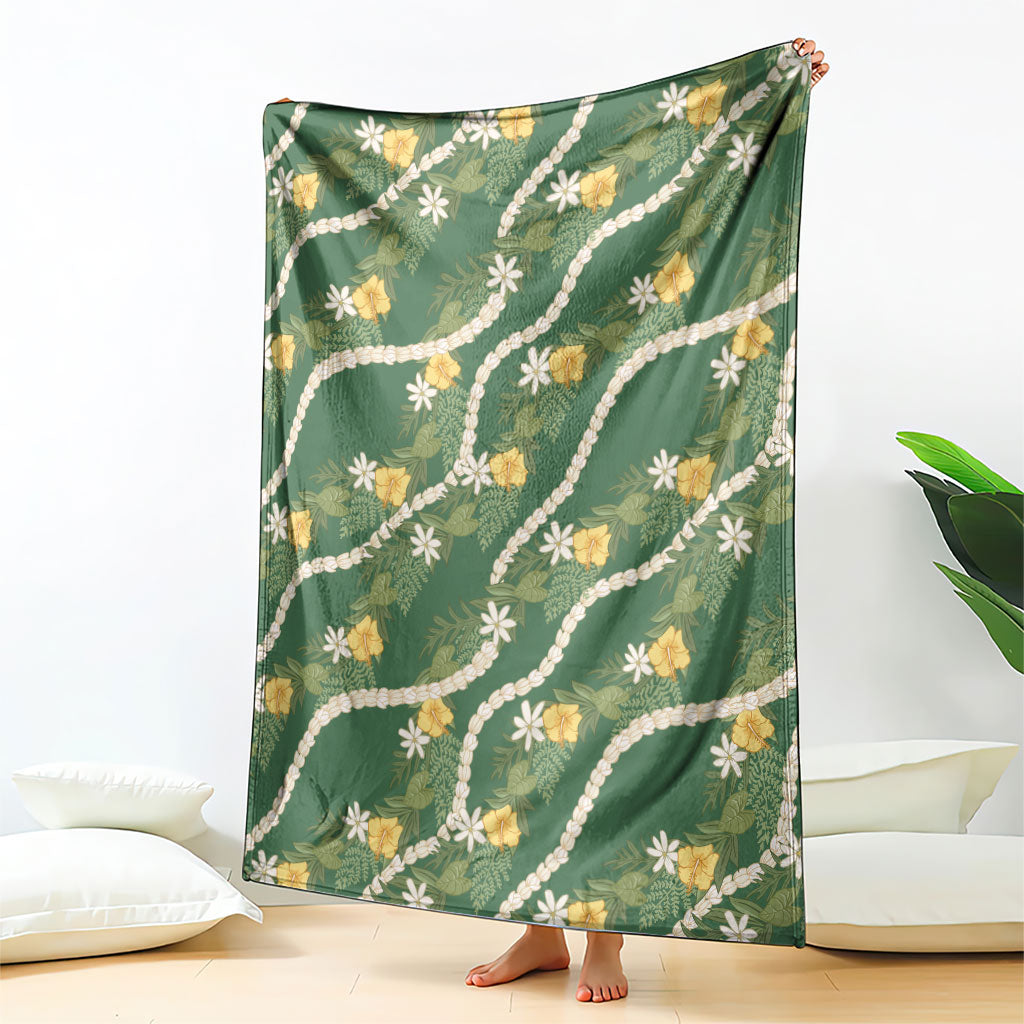 Hawaiian Pikake Maile Lei Blanket Tiare Hibiscus Kalo Palapalai Leaf Green