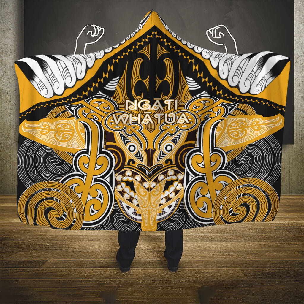 Aotearoa Iwi Ngati Whatua Hooded Blanket Maori Kowhaiwhai Pattern
