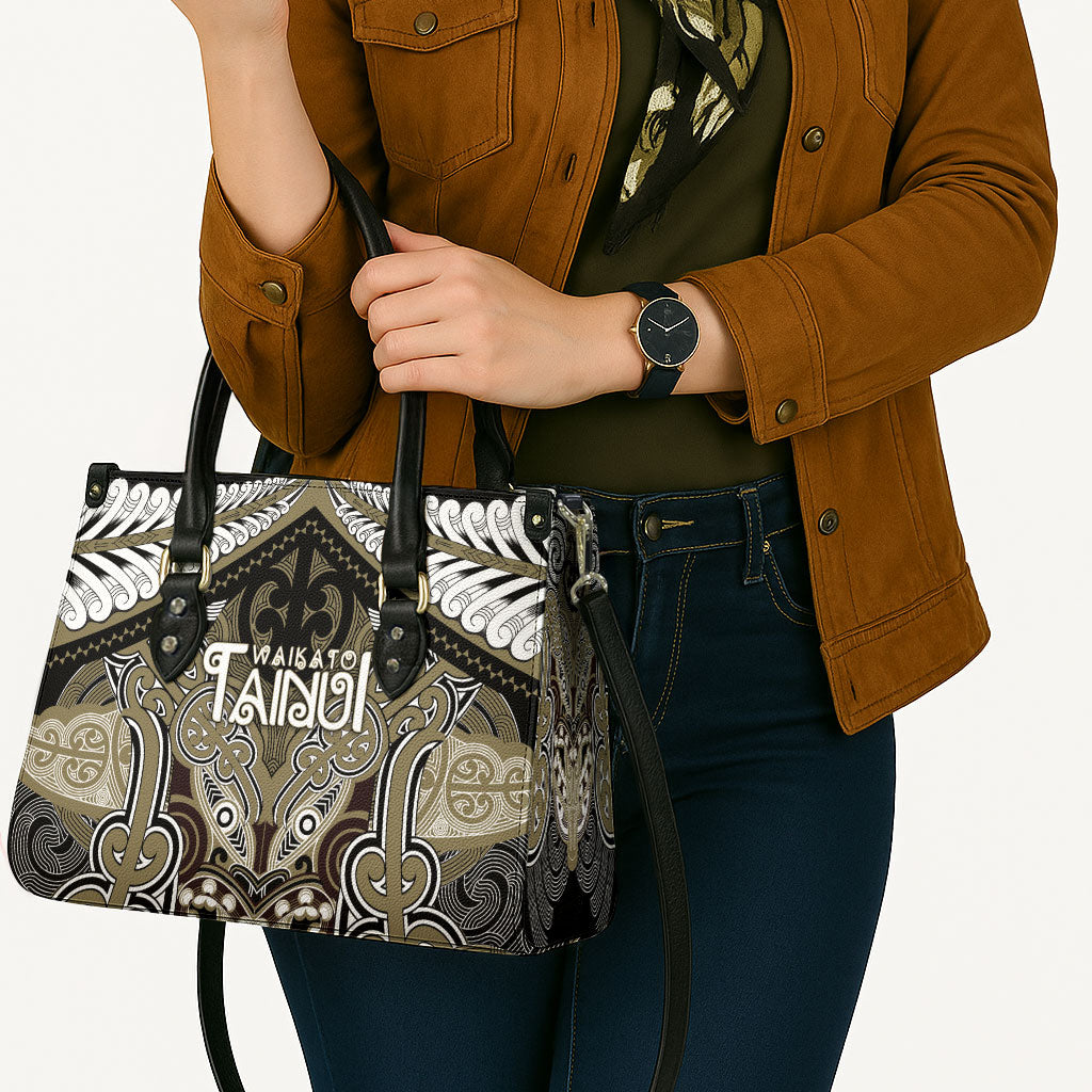 Aotearoa Iwi Waikato Tainui Leather Bag Maori Kowhaiwhai Pattern