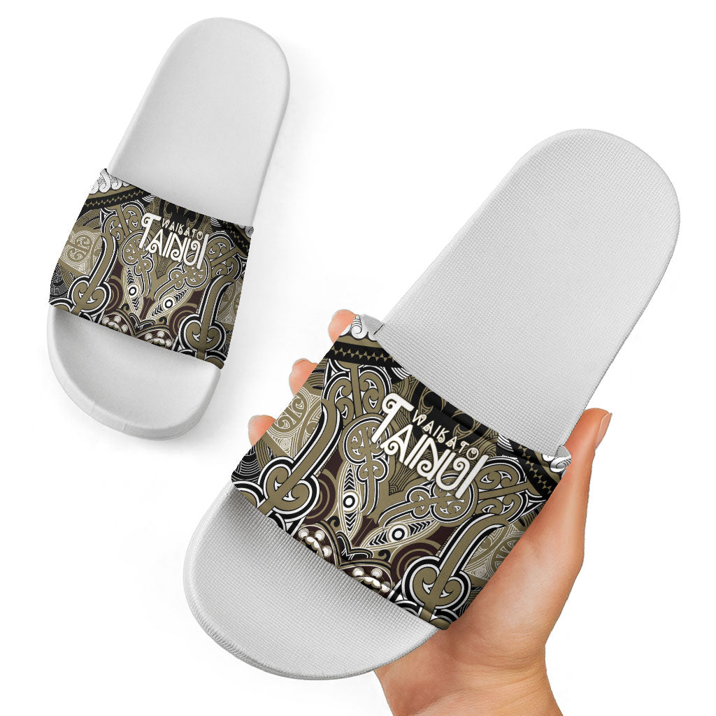 Aotearoa Iwi Waikato Tainui Slide Sandals Maori Kowhaiwhai Pattern