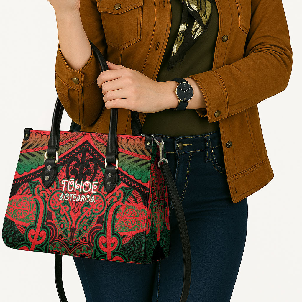 Aotearoa Iwi Tuhoe Leather Bag Maori Kowhaiwhai Pattern