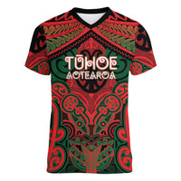 Aotearoa Iwi Tuhoe Personalised Women V-Neck T-Shirt Maori Kowhaiwhai Pattern