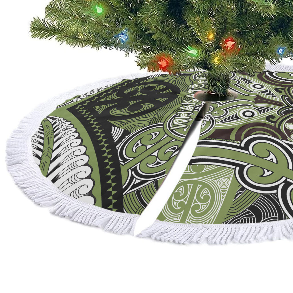 Aotearoa Iwi Whakatohea Tree Skirt Maori Kowhaiwhai Pattern