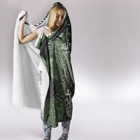 Aotearoa Iwi Ngati Awa Hooded Blanket Maori Kowhaiwhai Pattern
