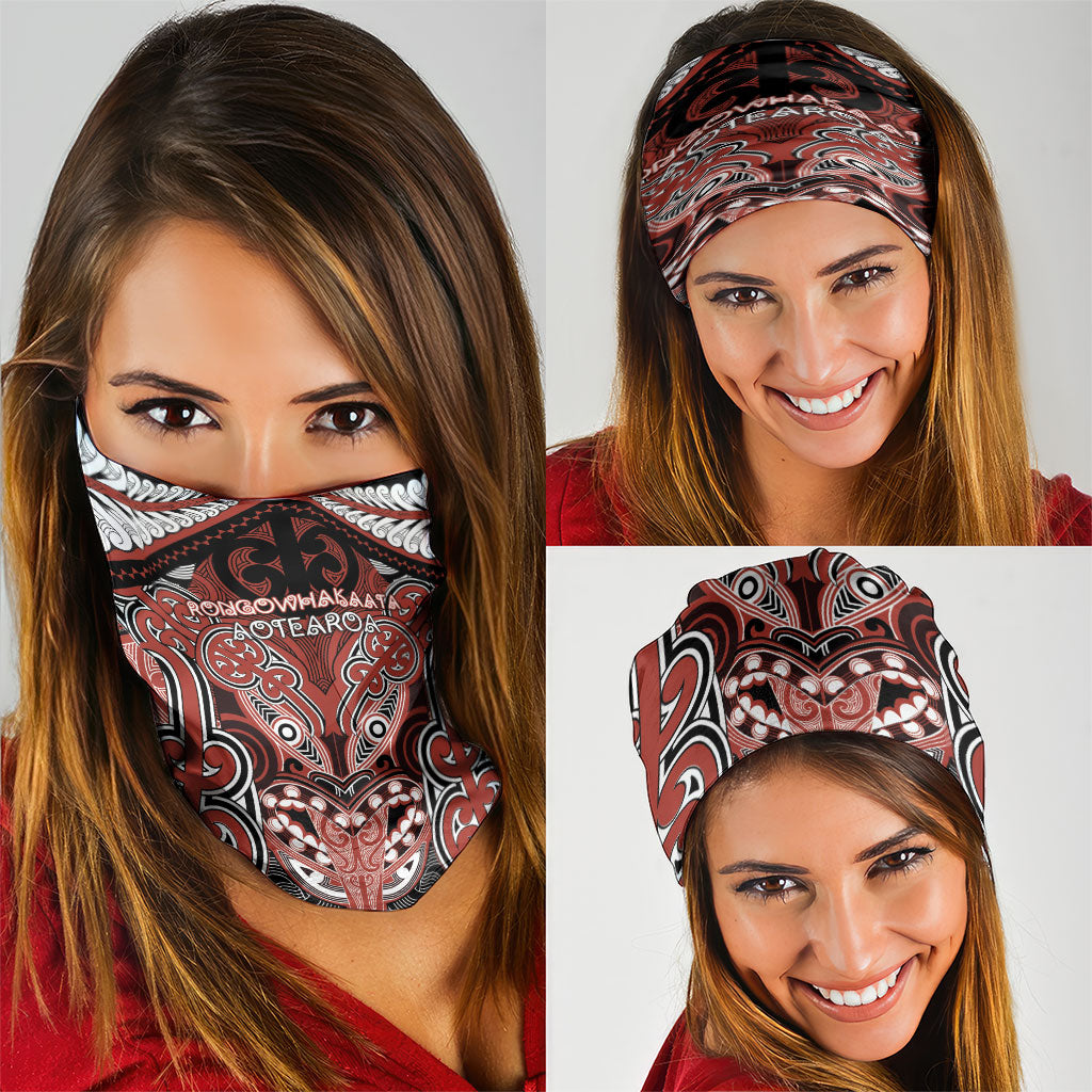 Aotearoa Iwi Rongowhakaata Neck Gaiter Maori Kowhaiwhai Pattern