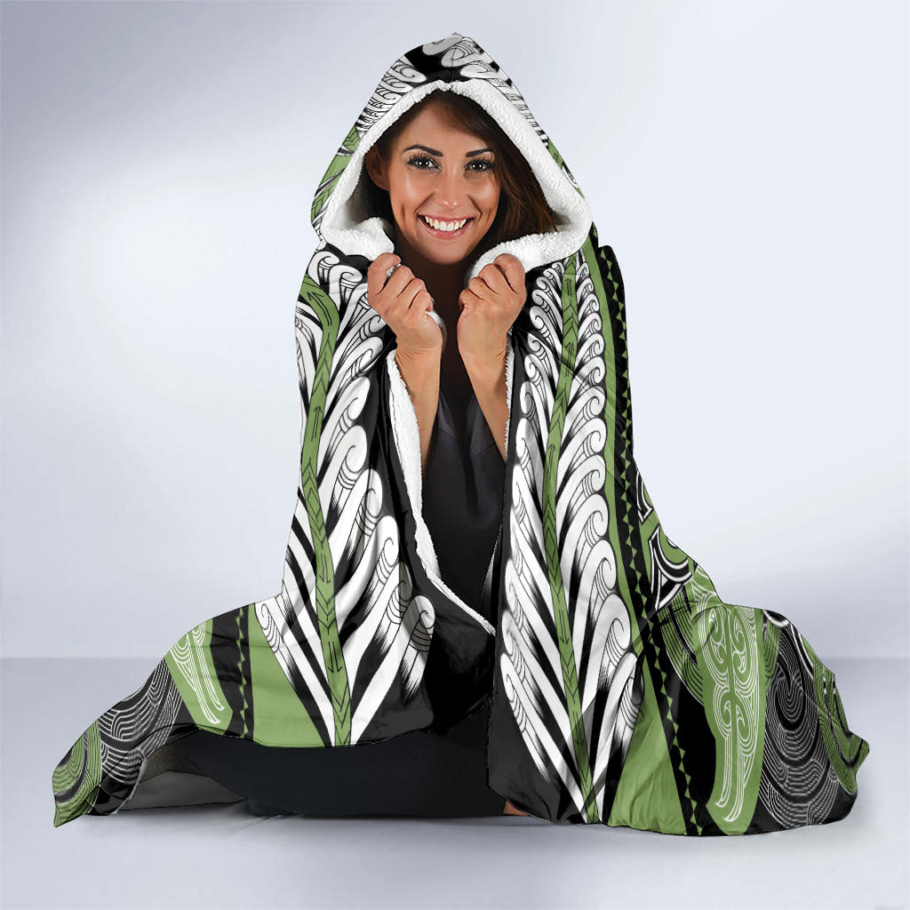 Aotearoa Iwi Ngati Raukawa Hooded Blanket Maori Kowhaiwhai Pattern