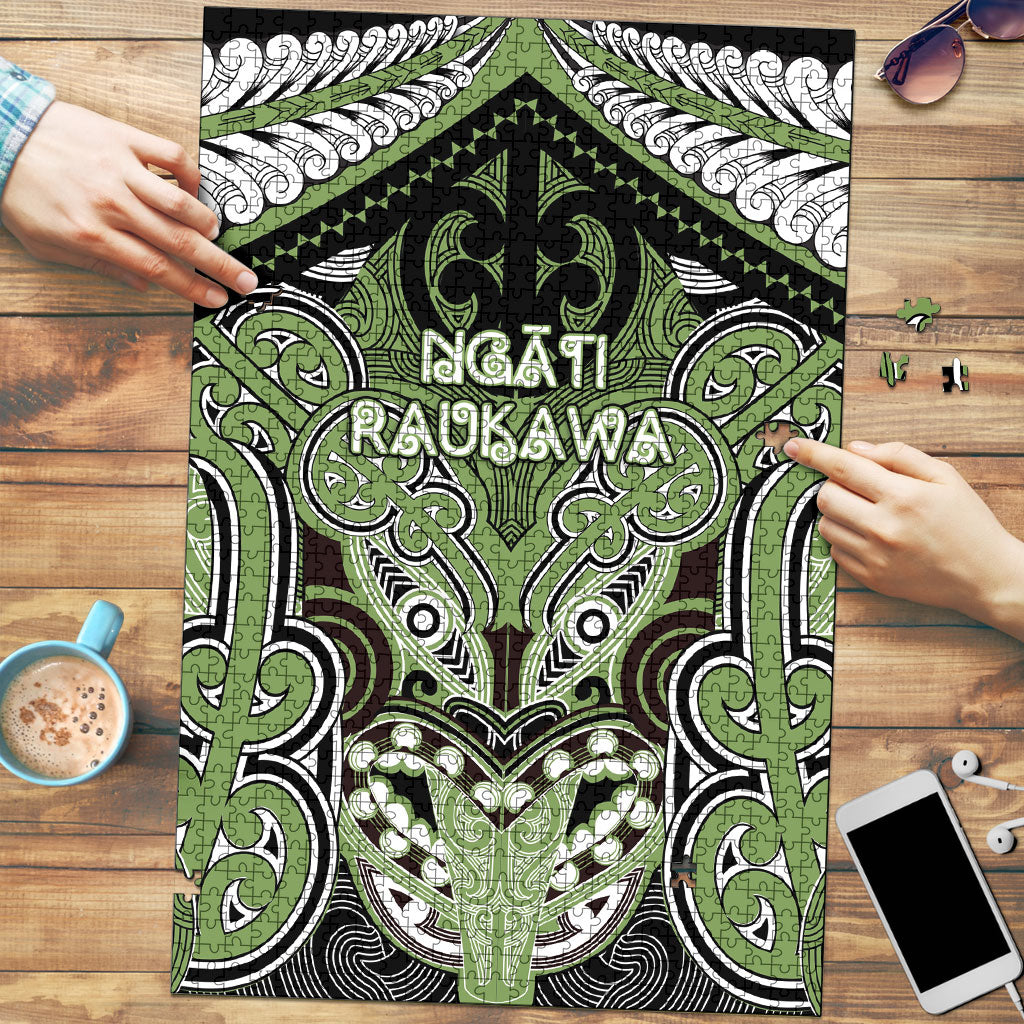 Aotearoa Iwi Ngati Raukawa Puzzle Maori Kowhaiwhai Pattern LT19 Green - Polynesian Pride