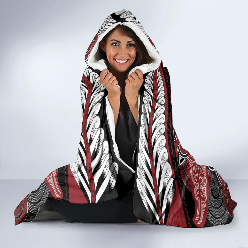 Aotearoa Iwi Ngati Toa Hooded Blanket Maori Kowhaiwhai Pattern