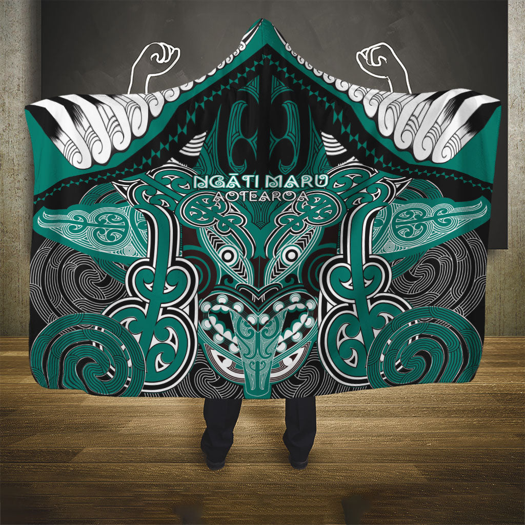 Aotearoa Iwi Ngati Maru Hooded Blanket Maori Kowhaiwhai Pattern