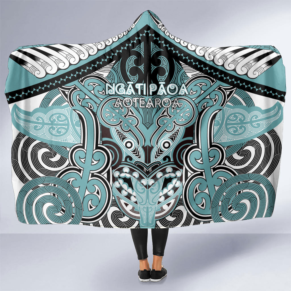 Aotearoa Iwi Ngati Paoa Hooded Blanket Maori Kowhaiwhai Pattern