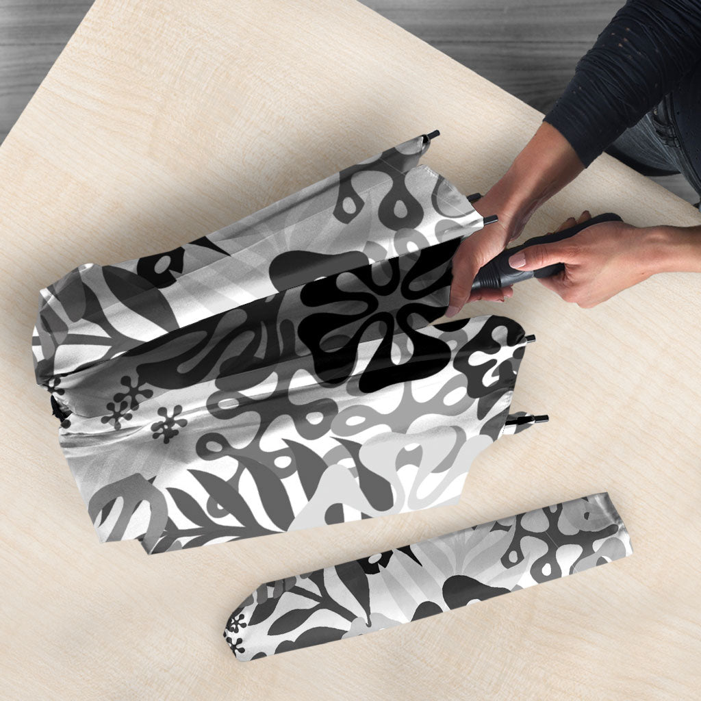 White Aloha Hawaiian Umbrella Monstera Hibiscus Tropical Pattern