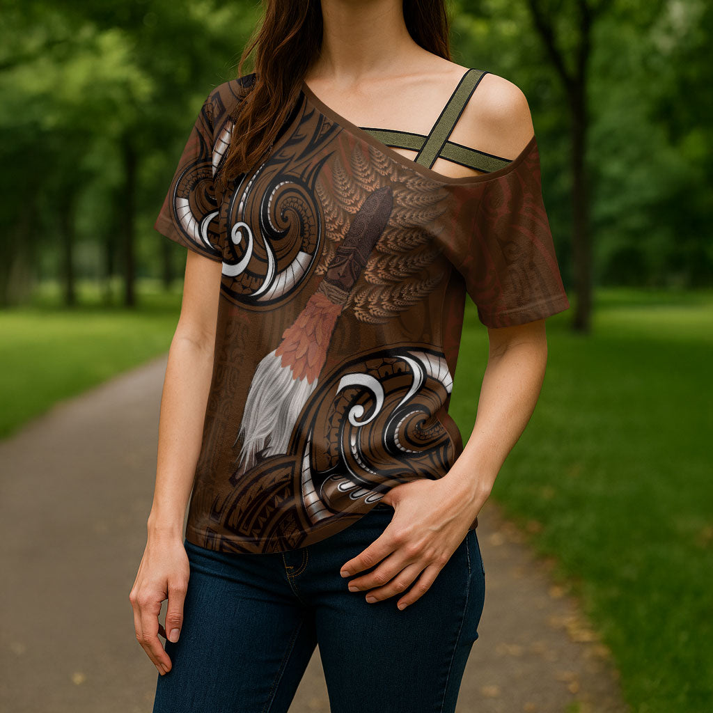 New Zealand Taiaha Cross Shoulder Shirt Maori Weapon Silver Fern Maori Pattern