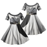 New Zealand Fantail Bird Family Matching Short Sleeve Bodycon Dress and Hawaiian Shirt Maori Piwakawaka Kowhai Maori Pattern