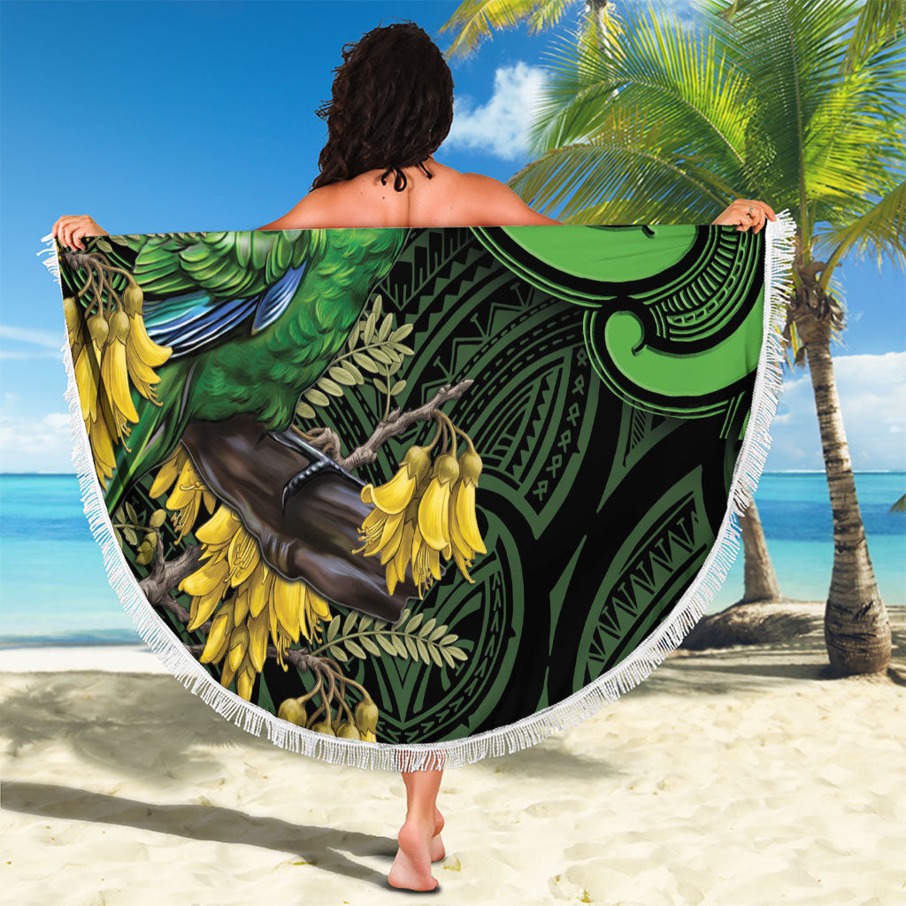 New Zealand Parakeet Bird Beach Blanket Maori Kakariki Kowhai Maori Pattern