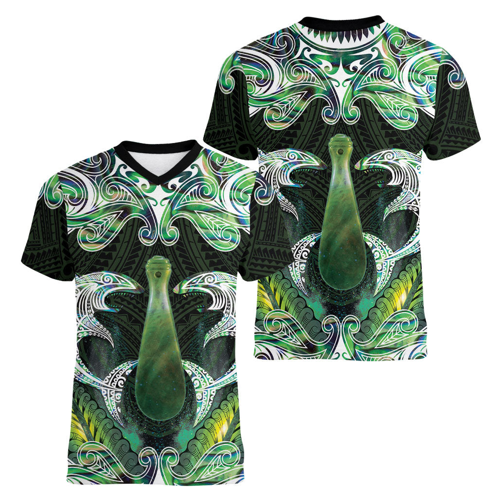 New Zealand Mere Pounamu Weapon Women V-Neck T-Shirt Aotearoa Mango Paua Shell Maori Pattern