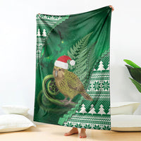 New Zealand Kakapo Christmas In July Blanket Silver Fern Santa Xmas Green Color
