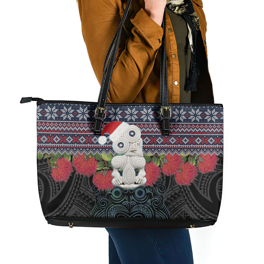 New Zealand Hei Tiki Christmas In July Leather Tote Bag Pohutukawa Santa Xmas Polynesian Pattern