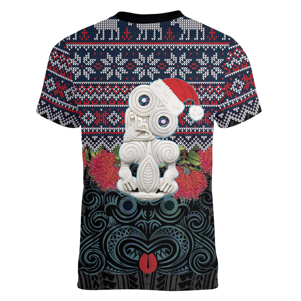 New Zealand Hei Tiki Christmas In July Women V-Neck T-Shirt Pohutukawa Santa Xmas Polynesian Pattern