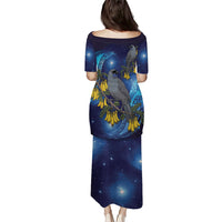 New Zealand Kokako Bird Puletasi Kowhai Galaxy Style Polynesian Pattern