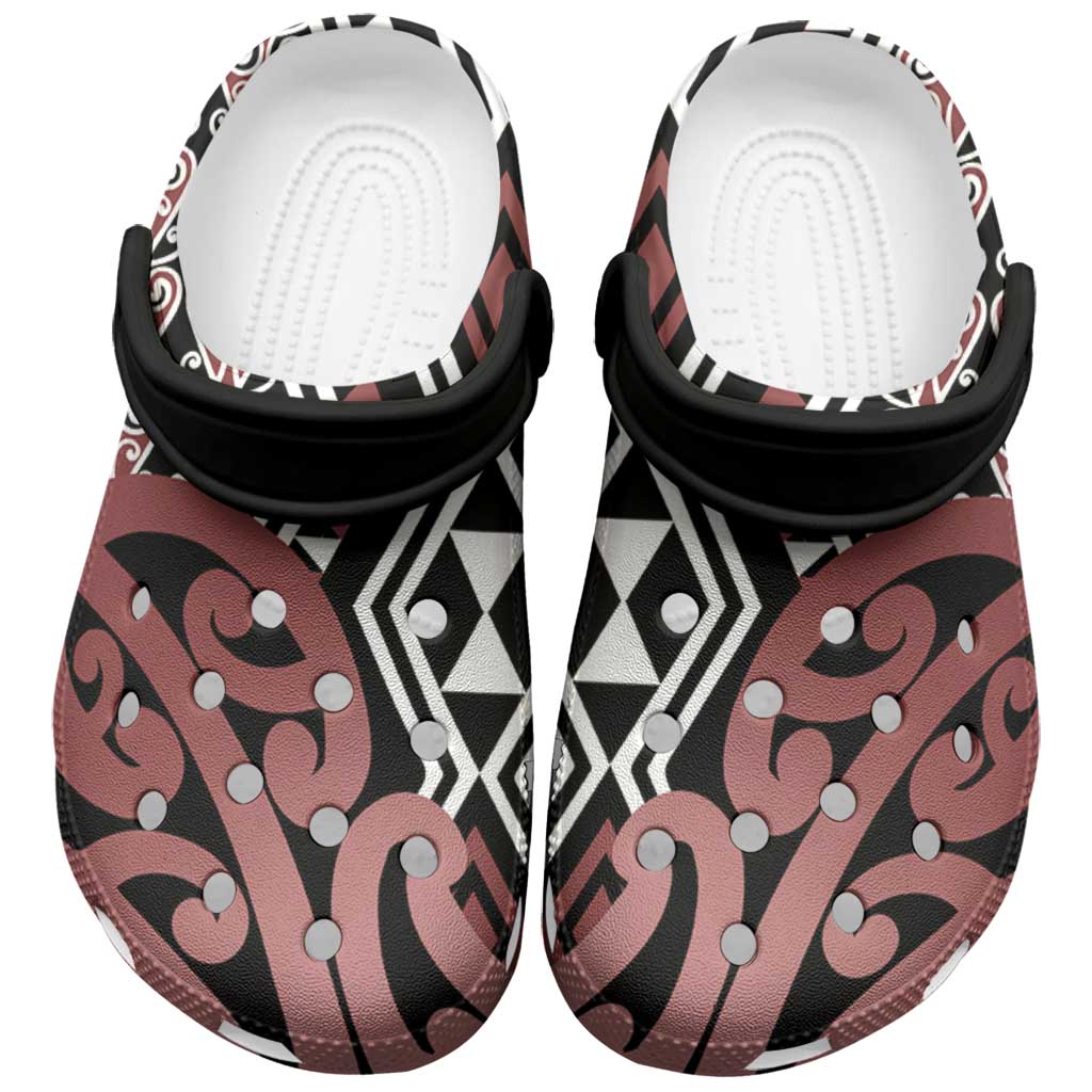 New Zealand Clogs Shoes Aotearoa Kowhaiwhai Mix Taniko Art - Brown LT14 Brown - Polynesian Pride