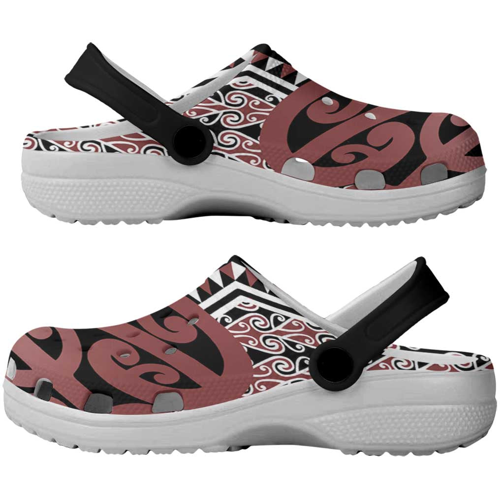 New Zealand Clogs Shoes Aotearoa Kowhaiwhai Mix Taniko Art - Brown LT14 - Polynesian Pride