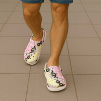 Pink Palaka Hawaii Clogs Shoes Kukui Nut Pikake Lei Hawaiian Tapa Pattern - Polynesian Pride