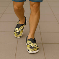 Puakenikeni Maile Lei Clogs Shoes Frangipani Yellow Tropical Leaves