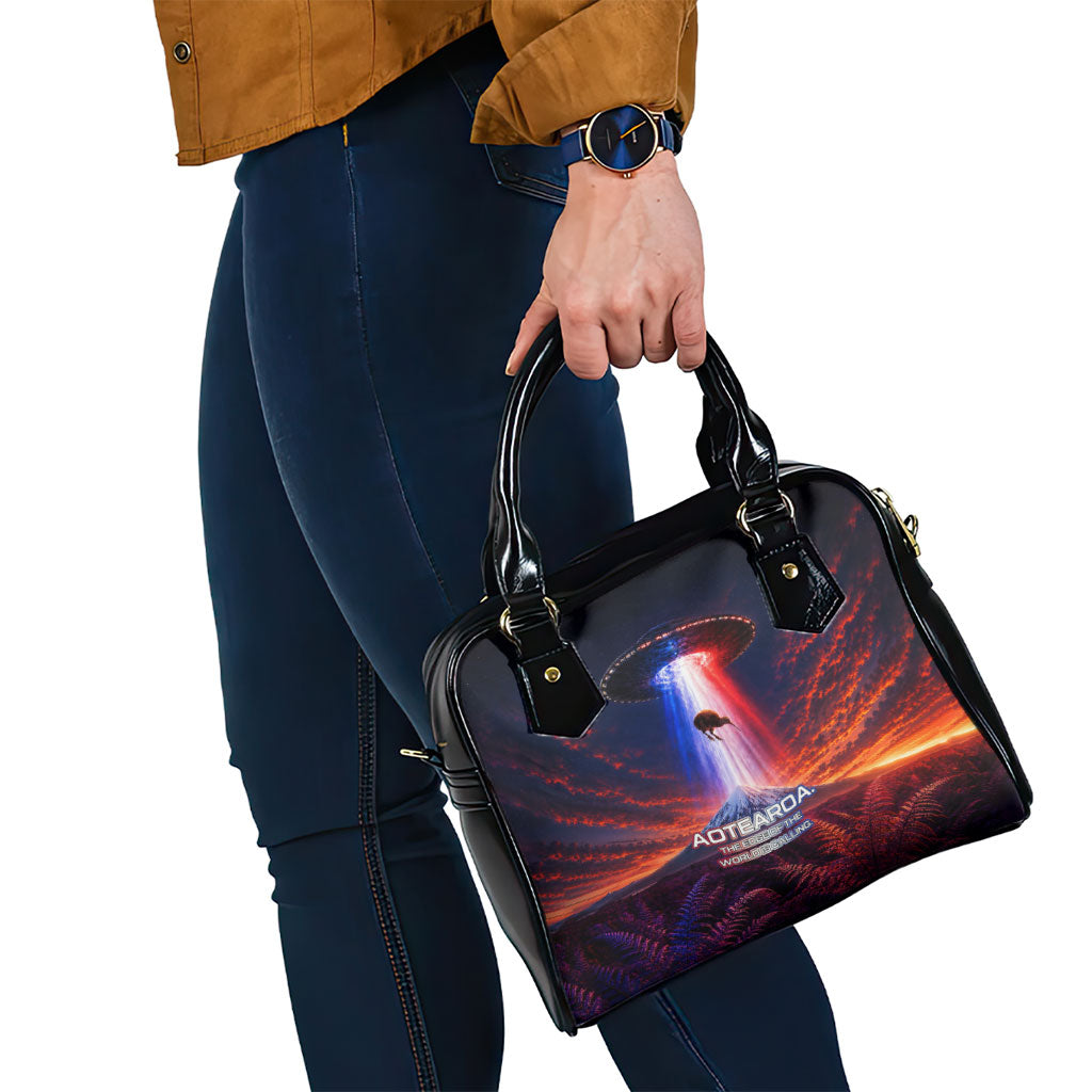 New Zealand Aotearoa Kiwi UFO Shoulder Handbag Sci-Fi Galaxy Sunset Sky Tower And Mountain