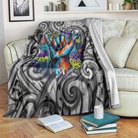 Chur Bro Shaka Sign Blanket New Zealand Koru Colorful Graffiti Splash