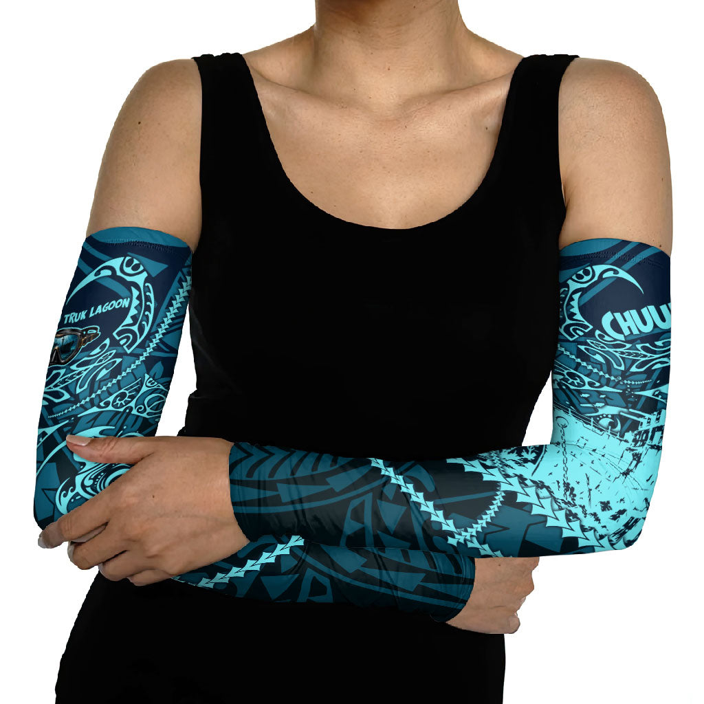 Chuuk Deep Into Truk Lagoon Arm Sleeves Polynesian Tribal Pattern Wreck Diving Teal Ship Art