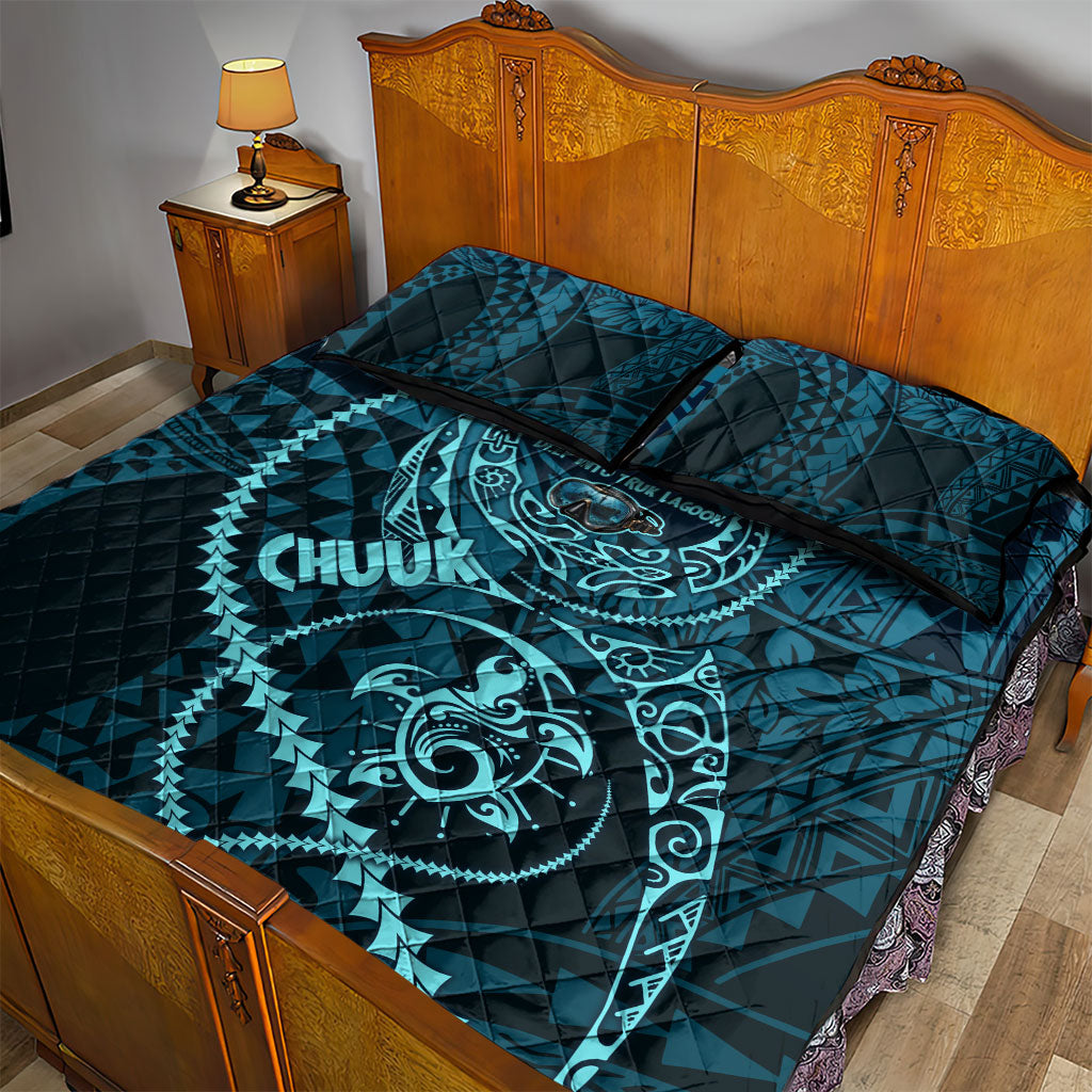 Chuuk Deep Into Truk Lagoon Quilt Bed Set Polynesian Tribal Pattern Wreck Diving Teal Ship Art