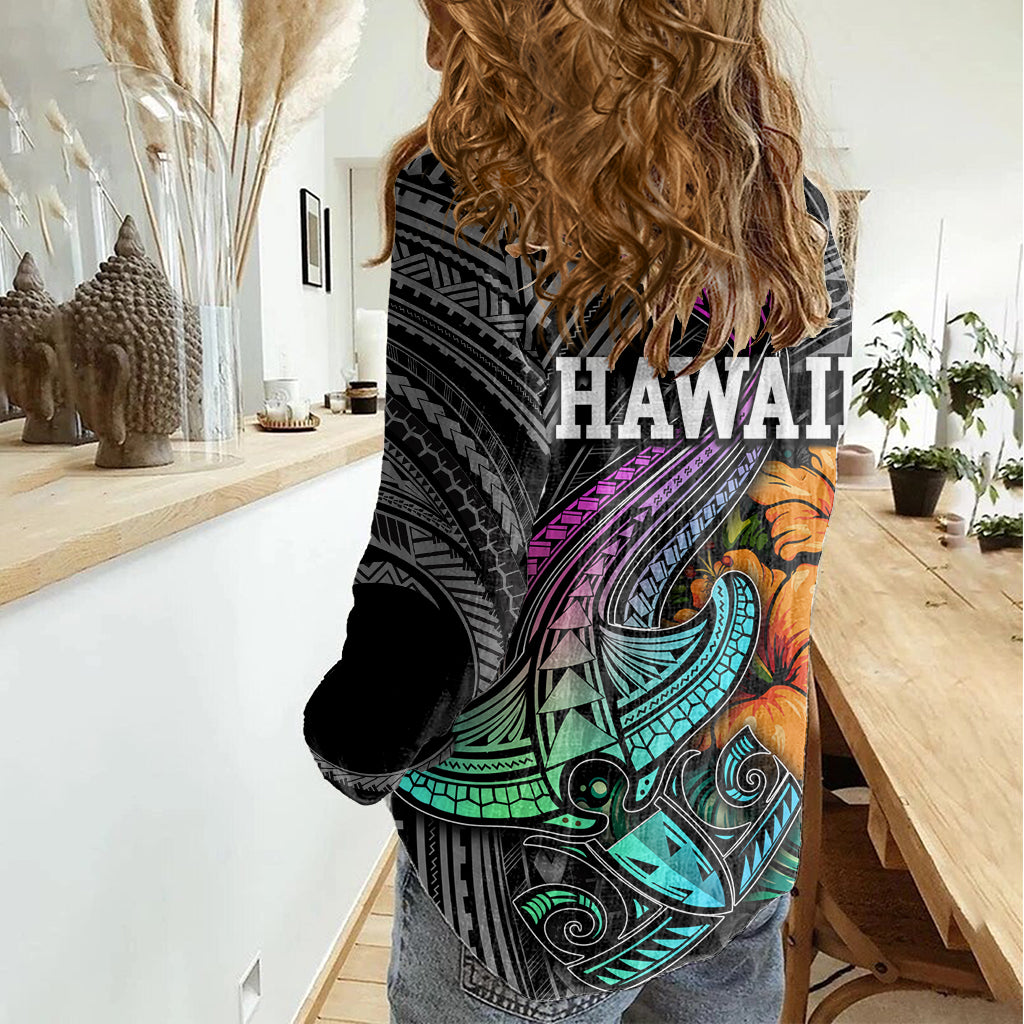 Hawaii Polynesian Women Casual Shirt with Tribal Hammerhead Sharks and Hibiscus Black TS04 - Polynesian Pride