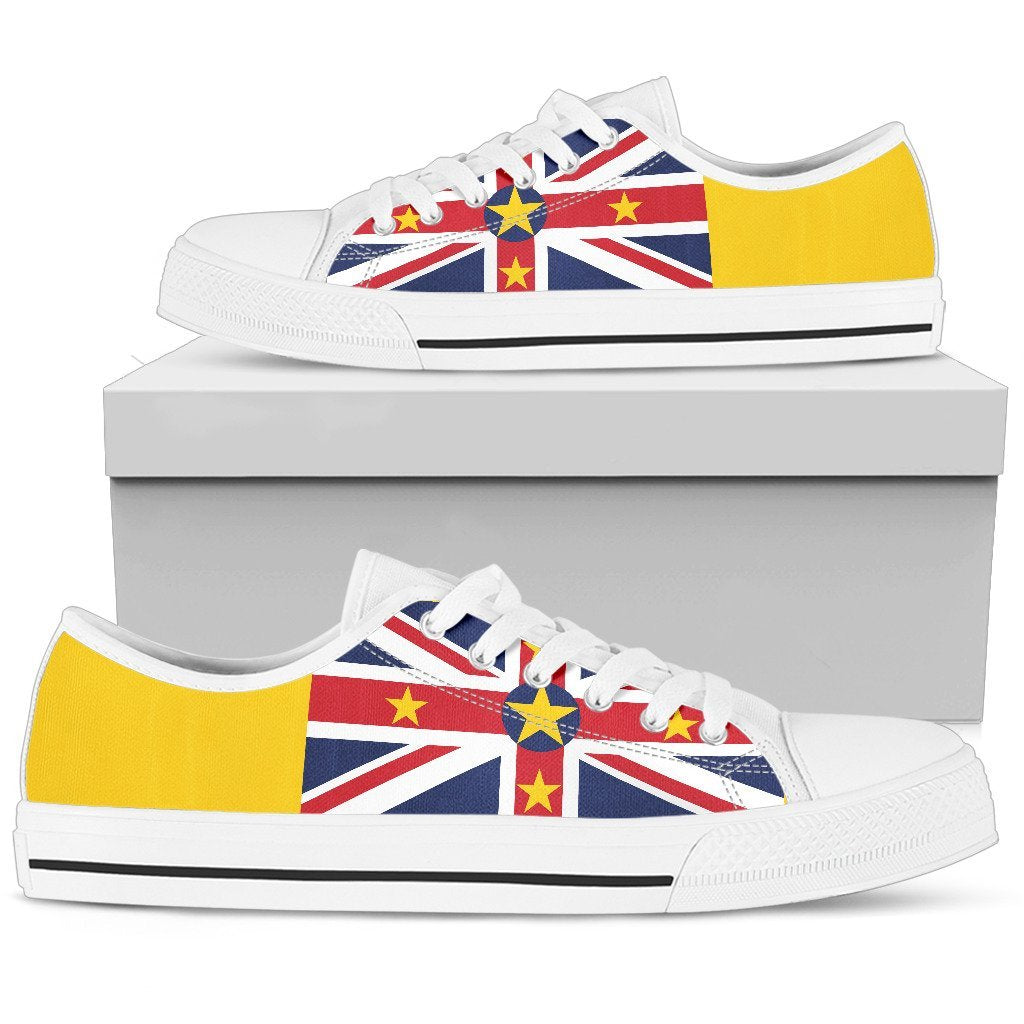 Niue Flag Low Top Canvas Shoe A0 - Polynesian Pride