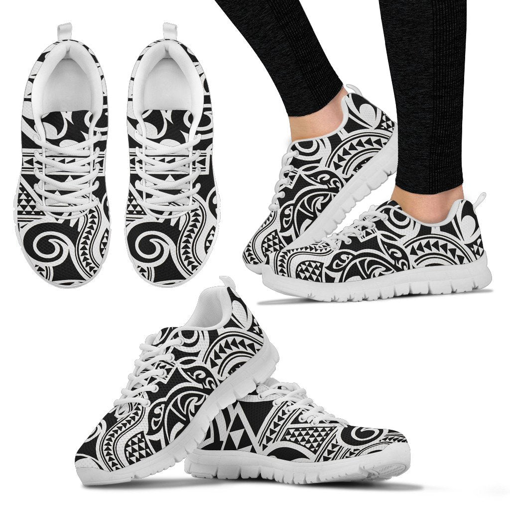 Poly Tribal Sneakers 33 - Polynesian Pride