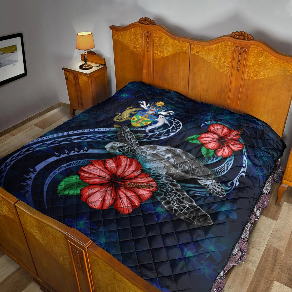 Solomon Islands Polynesian Premium Quilt - Blue Turtle Hibiscus - Polynesian Pride