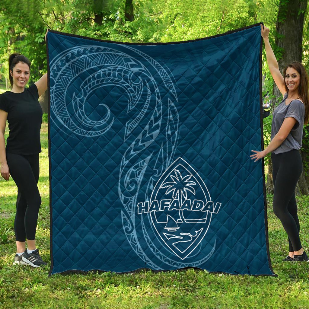 Guam Premium Quilt - Hafa Adai Pattern Style Blue - Polynesian Pride