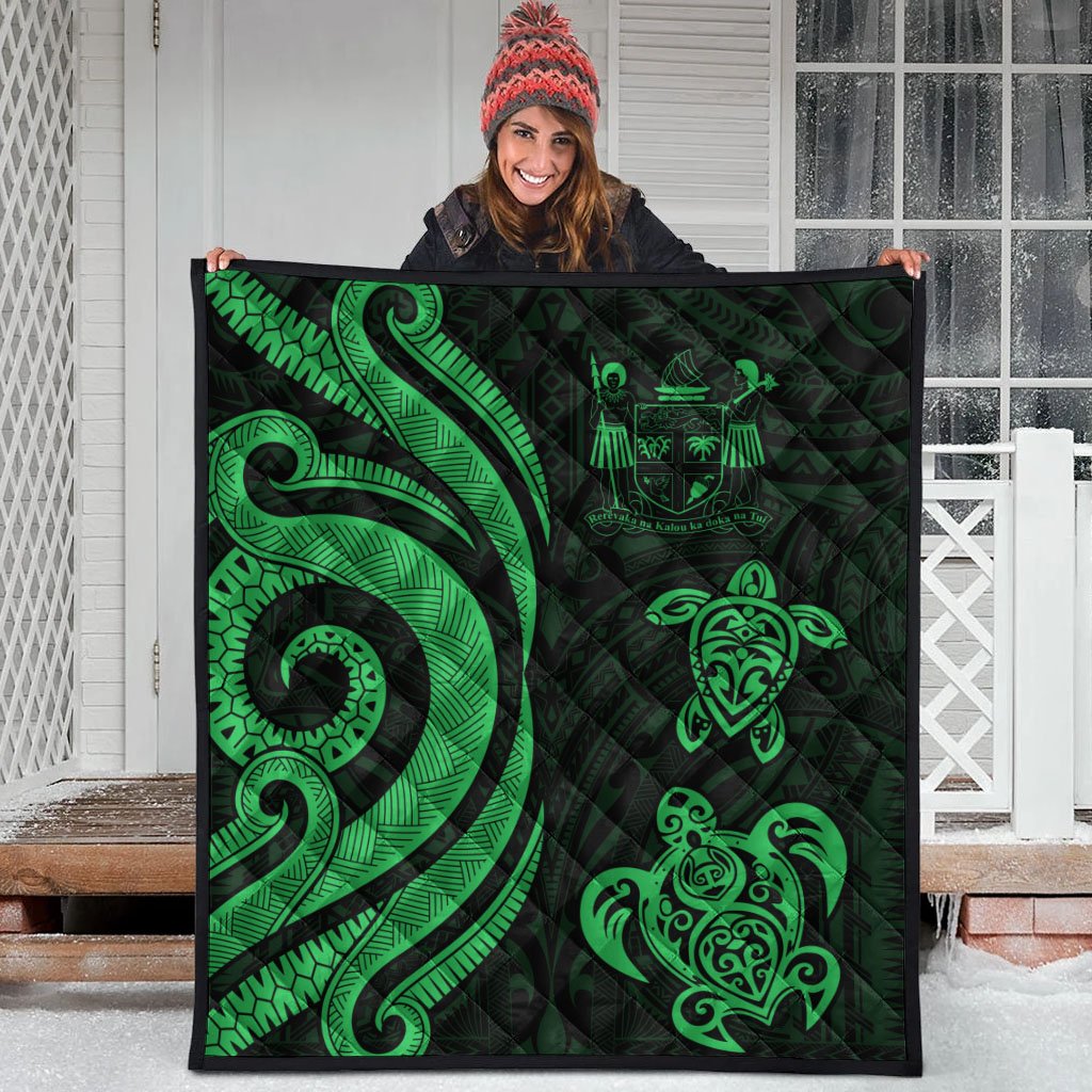 Fiji Polynesian Premium Quilt - Green Tentacle Turtle Crest - Polynesian Pride