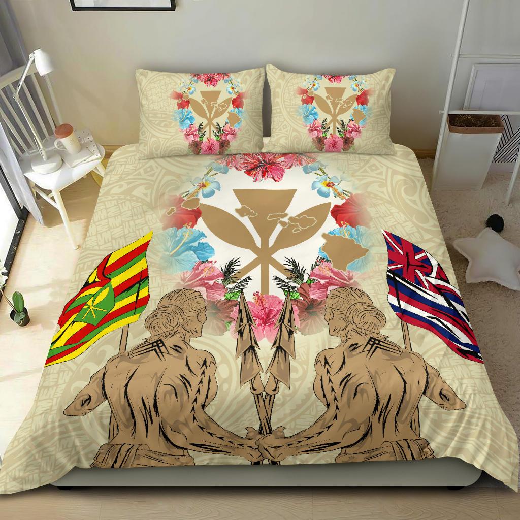 Hawaii Map Kanaka Two Men Holding Flag Bedding Set - AH - Beige Ver2 - Polynesian Pride