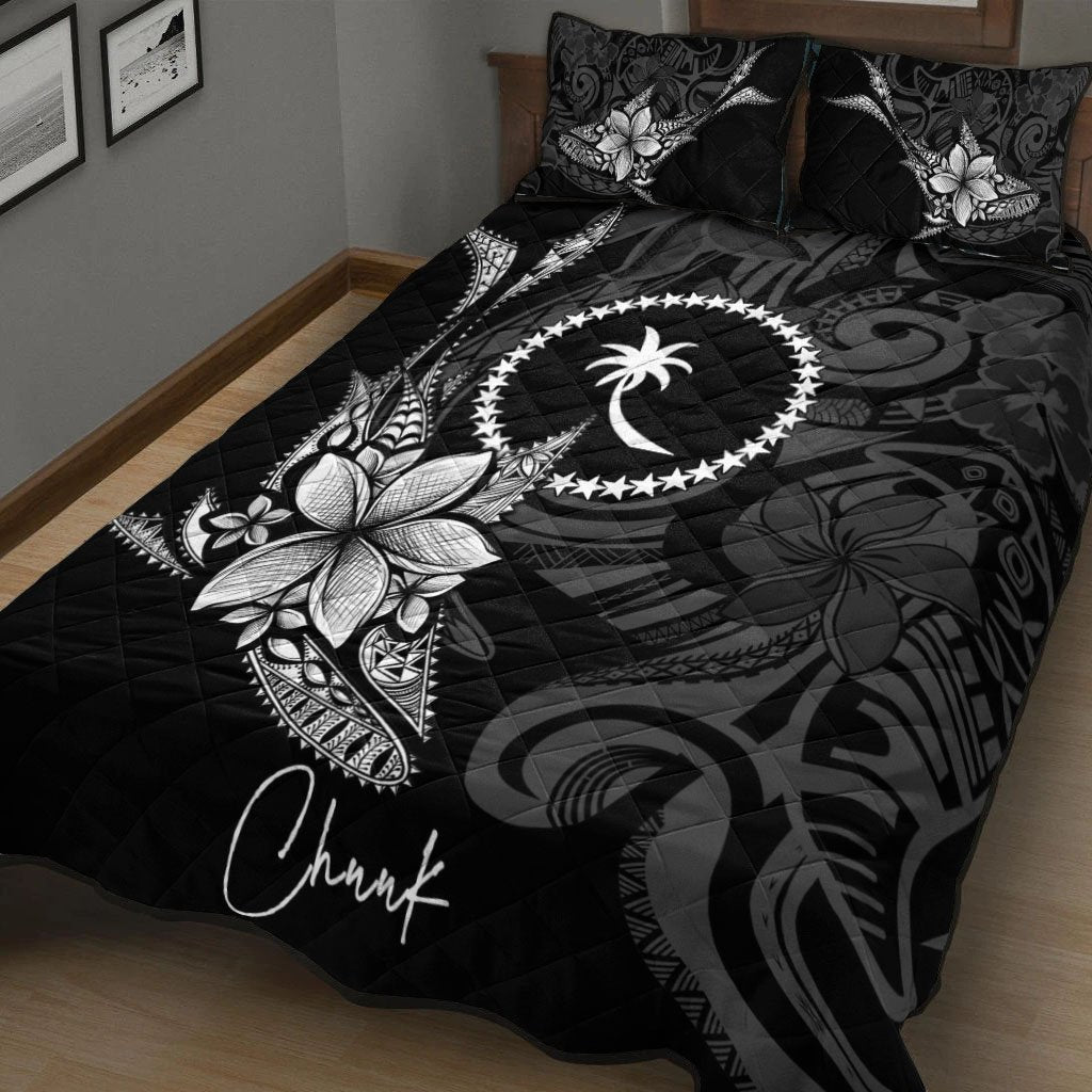 Chuuk State Quilt Bed Set - Fish With Plumeria Flowers Style Black - Polynesian Pride
