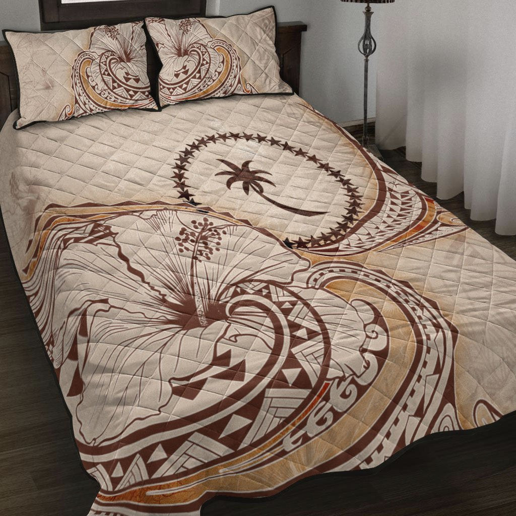 Chuuk Quilt Bed Set - Hibiscus Flowers Vintage Style Nude - Polynesian Pride