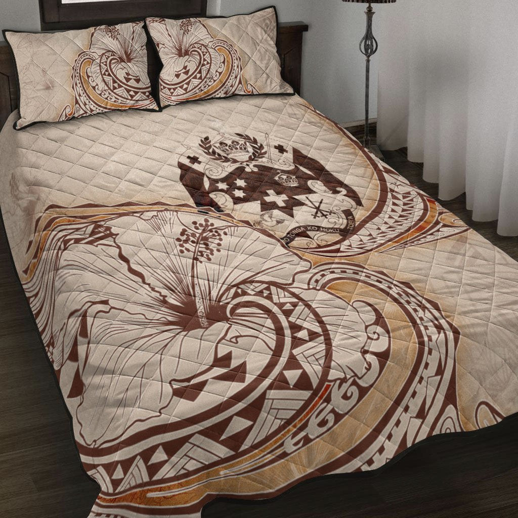 Tonga Quilt Bed Set - Hibiscus Flowers Vintage Style Nude - Polynesian Pride