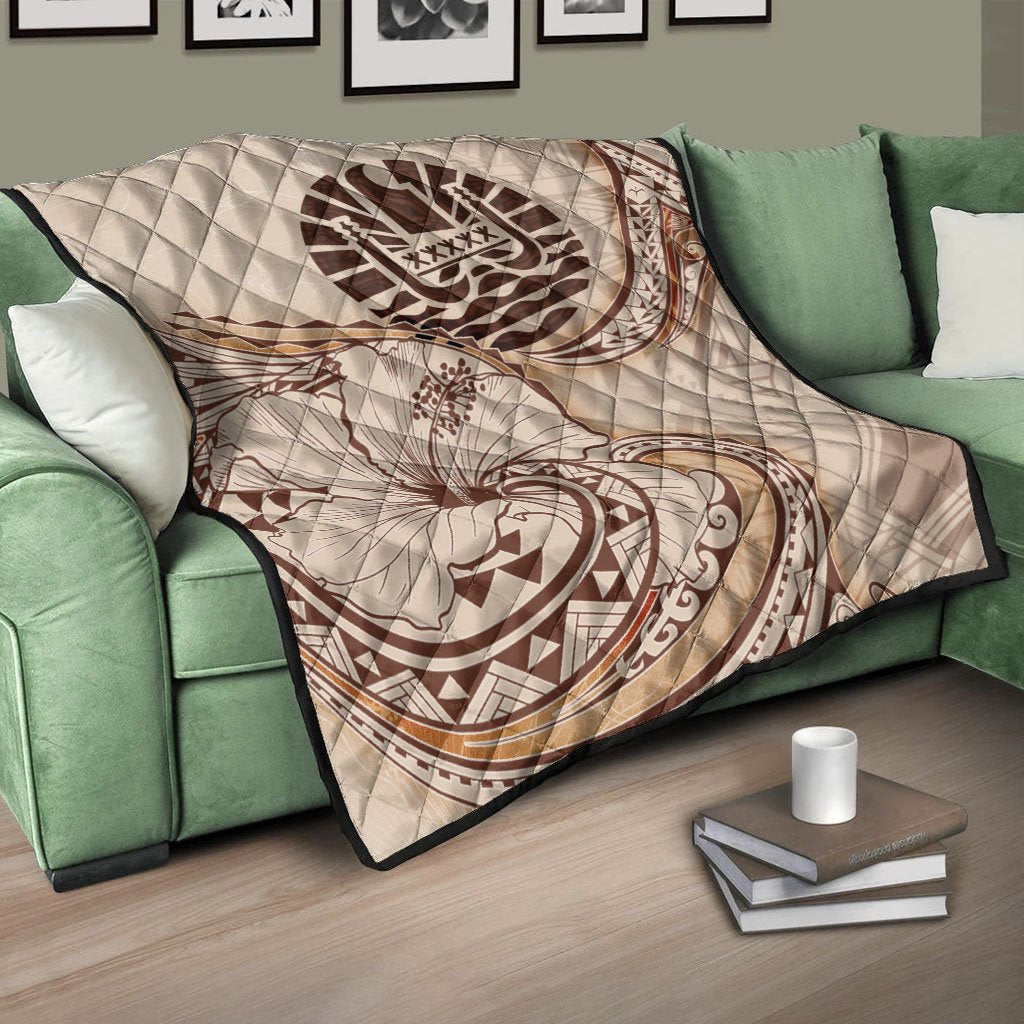 French Polynesia Premium Quilt - Hibiscus Flowers Vintage Style - Polynesian Pride