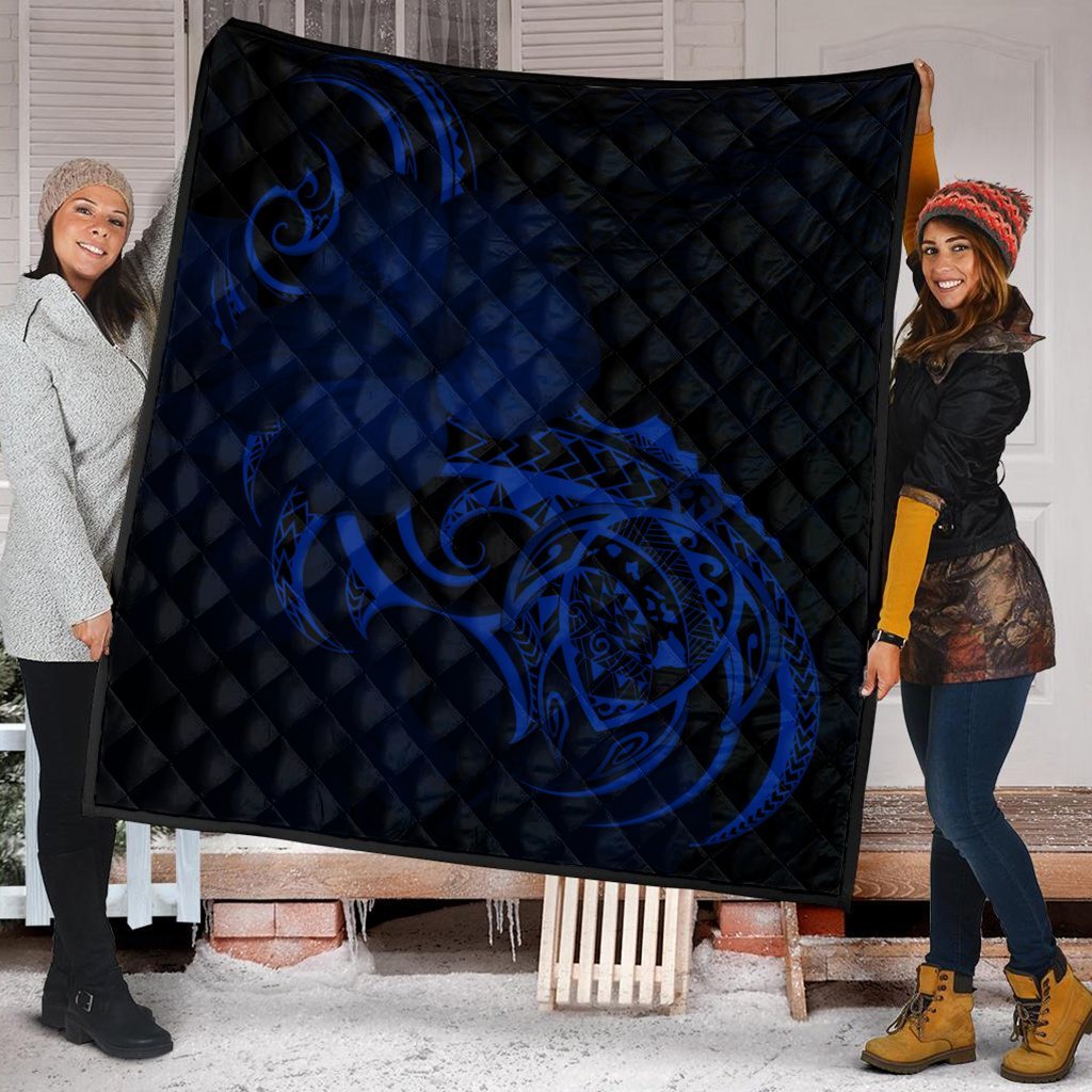 Hawaii Map Turtle Hibiscus Divise Polynesian Premium Quilts Blue - AH - Polynesian Pride