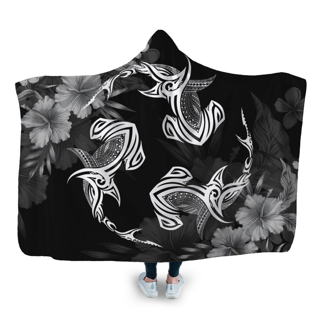 Hawaiian Hammerhead Shark Hibiscus White Polynesian Hooded Blanket - AH Hooded Blanket White - Polynesian Pride