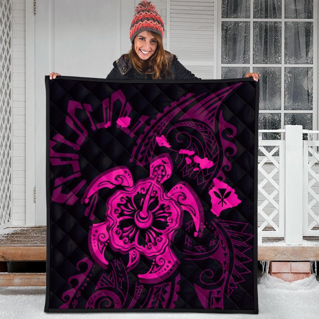 Hawaiian Map Kanaka Hibiscus Turtle Pink Polynesian Premium Quilts - AH - Polynesian Pride