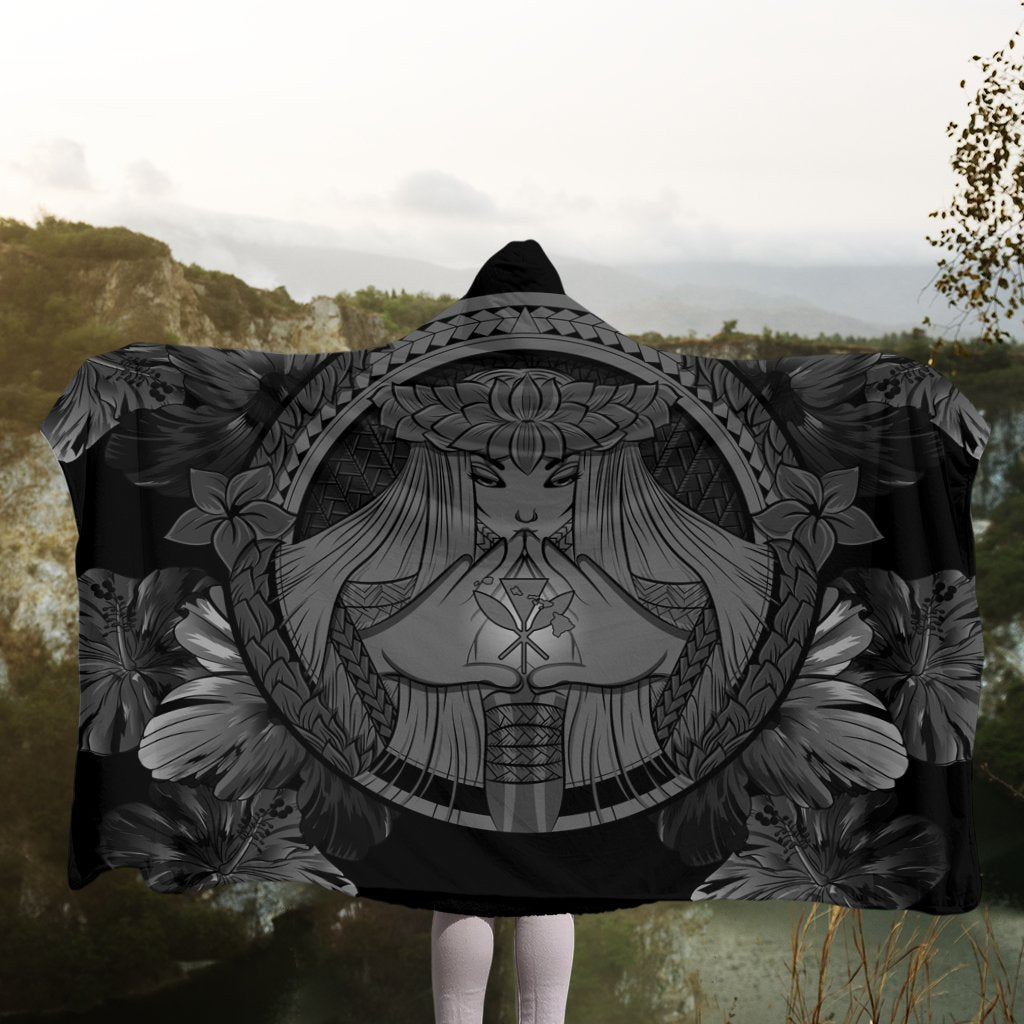 Hawaiian Map Madame Pele Polynesian Hooded Blanket Gray AH - Polynesian Pride